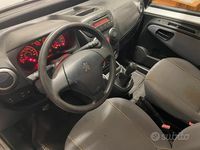 Usata Peugeot Bipper Outdoor 75 CV (55 kW) 2014 Grigio Monovolume