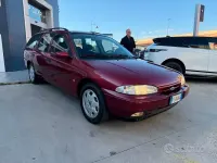 Usata Ford Mondeo 132 CV (97 kW) 1996 Viola Station wagon