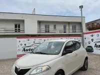 Usata Lancia Ypsilon Gold 69 CV (50 kW) 2015 Beige Utilitaria