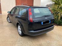 Usata Ford Focus 90 CV (66 kW) 2007 Nero Station wagon