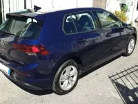 Usata VW Golf VIII Life 110 CV (80 kW) 2022 Blu metallizzato Berlina