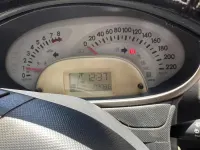 Usata Daihatsu Sirion 91 CV (66 kW) 2008 Grigio Utilitaria