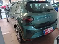 Nuova Dacia Sandero 119 CV (87 kW) 2026 Verde Berlina