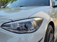 Usata BMW 116 Sport Line 116 CV (85 kW) 2012 Bianco Utilitaria