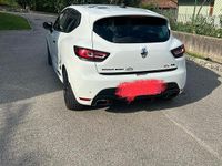 Second-hand Renault Clio IV Trophy 220 CP (161 kW) 2018 Alb Berlinǎ