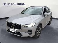 Usata Volvo XC60 Momentum 197 CV (144 kW) 2022 Argento SUV