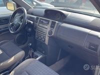 Usata Nissan X-Trail 136 CV (100 kW) 2006 Grigio SUV
