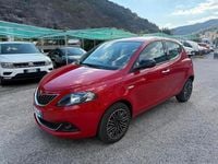 Usata Lancia Ypsilon Gold 69 CV (50 kW) 2021 Rosso Utilitaria