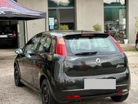 Usata Fiat Grande Punto Dynamic 75 CV (55 kW) 2006 Nero Utilitaria