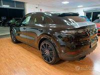 Usata Porsche Cayenne Platinum Edition 339 CV (249 kW) 2022 Nero SUV