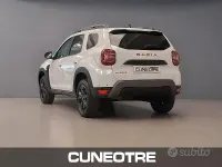 Usata Dacia Duster Extreme 150 CV (110 kW) 2023 Bianco SUV