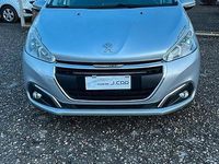 Usata Peugeot 208 Allure 74 CV (54 kW) 2017 Grigio Utilitaria