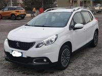 Usata Peugeot 2008 Active 102 CV (75 kW) 2019 Bianco SUV