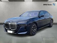 Usata BMW 740 M Sport 299 CV (219 kW) 2025 Bmw individual tanzanite blue metallic Berlina