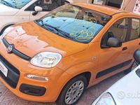 Usata Fiat Panda Lounge 69 CV (50 kW) 2017 Rosso tiziano Utilitaria