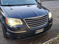 Usata Chrysler Grand Voyager Limited 163 CV (119 kW) 2008 Blu/azzurro Monovolume