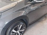 Usata Peugeot 2008 Allure 102 CV (75 kW) 2019 Grigio SUV