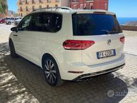 usata VW Touran 2.0 TDI in allestimento R-Line 10/2017