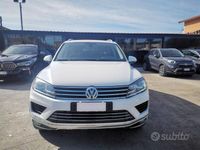 Usata VW Touareg Executive 262 CV (192 kW) 2015 Bianco SUV
