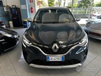 Usata Renault Captur Zen 101 CV (74 kW) 2020 Grigio SUV