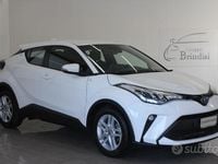 Usata Toyota C-HR Active 122 CV (89 kW) 2023 Bianco SUV