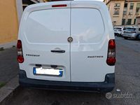 Gebraucht Peugeot Partner 100 PS (73 kW) 2013 Weiß