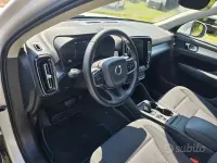 Usata Volvo XC40 Momentum 163 CV (119 kW) 2020 Bianco SUV