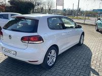 Usata VW Golf VI Highline 105 CV (77 kW) 2011 Bianco Utilitaria