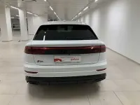 Usata Audi Q8 S-Line 231 CV (169 kW) 2024 Bianco carrara SUV