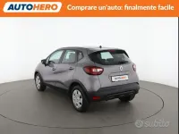 Usata Renault Captur 90 CV (66 kW) 2017 Grigio SUV