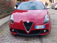 Usata Alfa Romeo Giulietta Super 120 CV (88 kW) 2016 Rosso Utilitaria