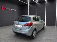 Usata Kia Venga 116 CV (85 kW) 2012 Grigio Utilitaria