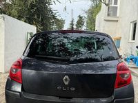Usata Renault Clio II Rip Curl 68 CV (50 kW) 2008 Grigio Utilitaria