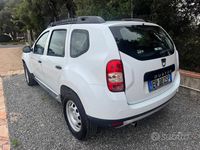 Usata Dacia Duster Lauréate 110 CV (80 kW) 2014 Bianco SUV