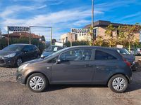 Usata Opel Corsa Edition 75 CV (55 kW) 2014 Grigio Berlina