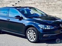 Begagnad VW Golf VII Executive 110 HK (80 kW) 2017 Svart Sedan