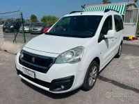 Usata Peugeot Partner Active 99 CV (72 kW) 2019 Bianco Monovolume