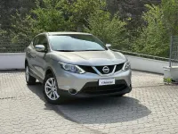 Gebraucht Nissan Qashqai 110 PS (80 kW) 2015 Silber SUV
