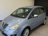 Usata Lancia Musa 90 CV (66 kW) 2010 Bluazzurro Monovolume