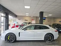 Usata Porsche Panamera 4 Sport Turismo 330 CV (242 kW) 2018 Bianco Utilitaria