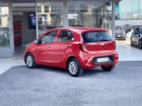 Usata Kia Picanto 67 CV (49 kW) 2022 Rosso Utilitaria