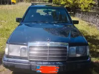 Usata Mercedes E200 1991 Blu Station wagon