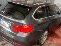 Usata BMW 325 Sport Line 218 CV (160 kW) 2014 Nero Station wagon
