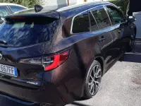 Usata Toyota Corolla Lounge 152 CV (111 kW) 2019 Marrone Station wagon