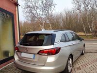 Usata Opel Astra Business 110 CV (80 kW) 2017 Argento Station wagon