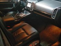 Usata Porsche Cayenne 240 CV (176 kW) 2010 Grigio SUV