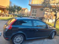 Usata Volvo C30 109 CV (80 kW) 2007 Nero Utilitaria