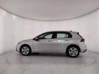 Usata VW Golf VIII Life 110 CV (80 kW) 2022 Argento metallizzato Berlina