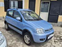 Usata Fiat Panda 4x4 Climbing 68 CV (50 kW) 2010 Utilitaria