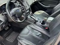 Begagnad Ford Focus 163 HK (119 kW) 2012 Grå Kombi